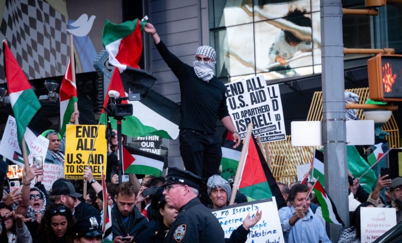Radio Jai:Las donaciones a los principales grupos pro palestinos pasan a través de esta pequeña organización benéfica de Nueva York presidida por un judío antisionista.