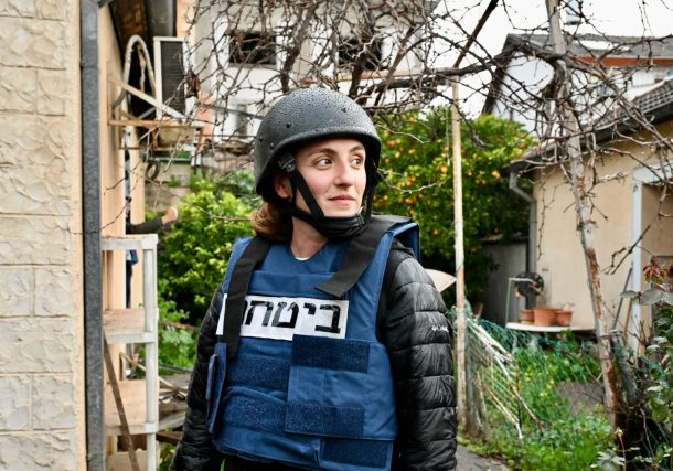 Radio Jai-"Volví con la impresión de haber entrado en un país marcado por un trauma" - Carolina Amoroso
