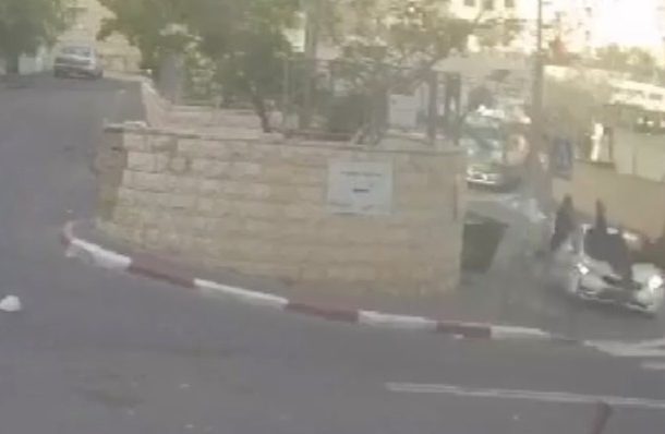 Radio Jai: Atentado terrorista con embestida en Jerusalem: 3 heridos