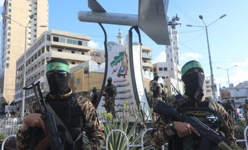 Radio Jai: Hamás arresta a oficiales de inteligencia de la Autoridad Palestina y los acusa de colaborar con Israel 