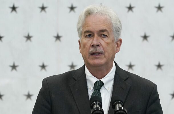 Radio Jai:Informe televisivo: Burns le dice al primer ministro que todavía ve posibilidades de llegar a un acuerdo; Los líderes israelíes responden que los términos de Hamás violan todas las líneas rojas