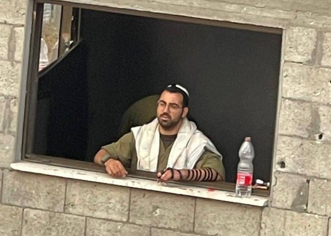 Radio Jai: Dos reservistas muertos y tres gravemente heridos en un ataque con mortero en el centro de Gaza, anuncian las FDI