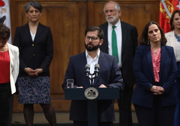 Radio Jai-"Es lamentable que el gobierno no muestre que hay cosas inaceptables en Chile" - Ariela Agosin- Dafne Englander