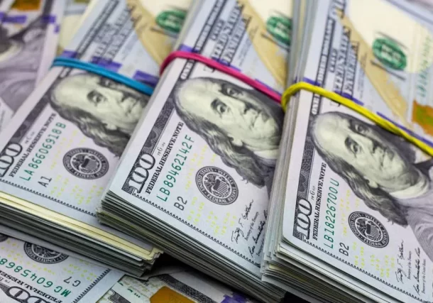 Radio Jai-"El dólar se ha convertido en una mercadería apetecible y escasa en Argentina" - Miguel Ponce