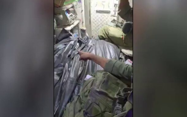 Radio Jai.Soldado de las FDI que se filmó con los cuerpos recuperados durante la misión recibe sanción de por vida