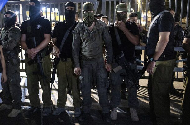 Radio Jai:Caos con manifestaciones en el tribunal militar de Beit Lied - Halevi se presentó en el lugar