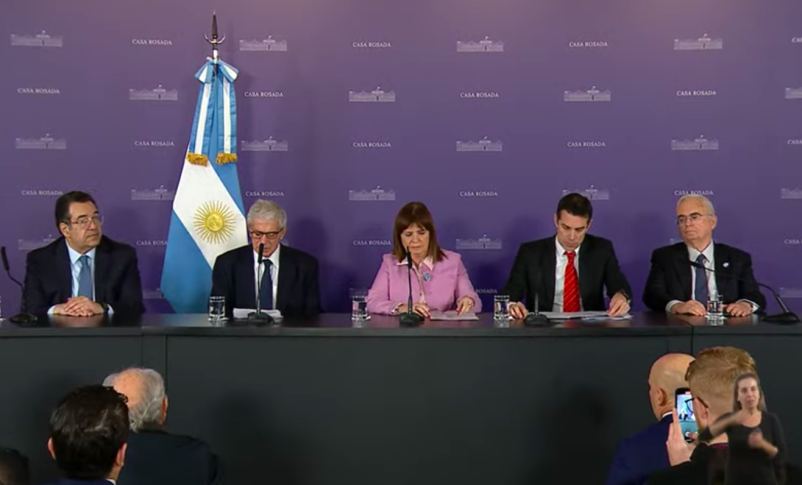 Radio jai:Atentado a la AMIA: el Gobierno presentó el proyecto de juicio en ausencia para juzgar a los iraníes involucrados