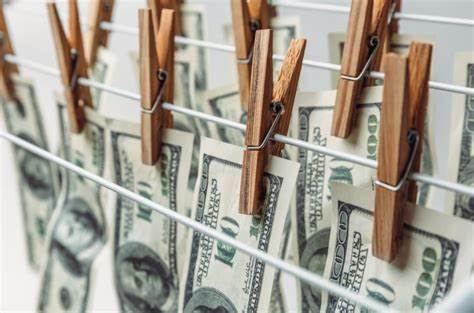 Blanqueo de Capitales: ¿La Clave para Recuperar la Economía Argentina? - Daniel Galanternik