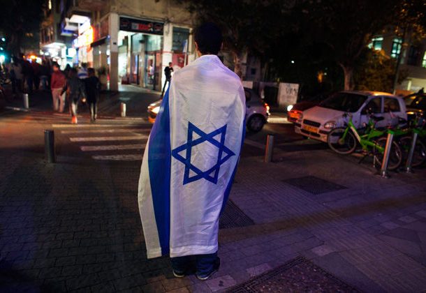Radio Jai-Israel está en una lucha por su identidad