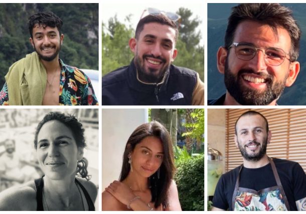 Radio Jai:Los rehenes fueron asesinados con disparos a corta a distancia de el jueves o viernes a la madrugada