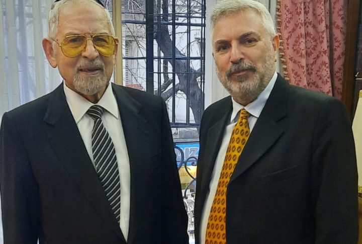 Radio Jai-El Gran Rabino Shlomó Ben Hamu recibió y bendijo al director de radio Jai