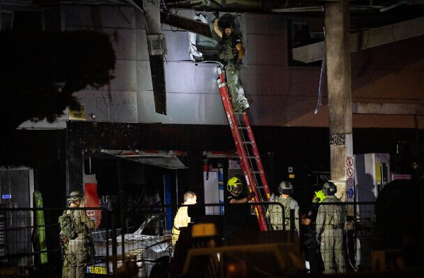 Radio Jai-Shin Bet: Laboratorio encontrado en Hebrón fue utilizado para fabricar bombas utilizadas en el doble ataque