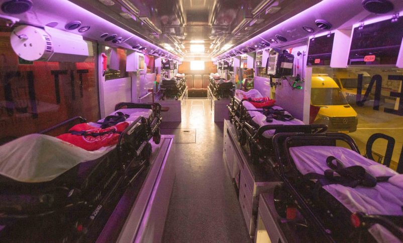 Radio Jai: El autobús de cuidados intensivos del Magen David Adom completa su misión y traslada de forma segura a bebés prematuros