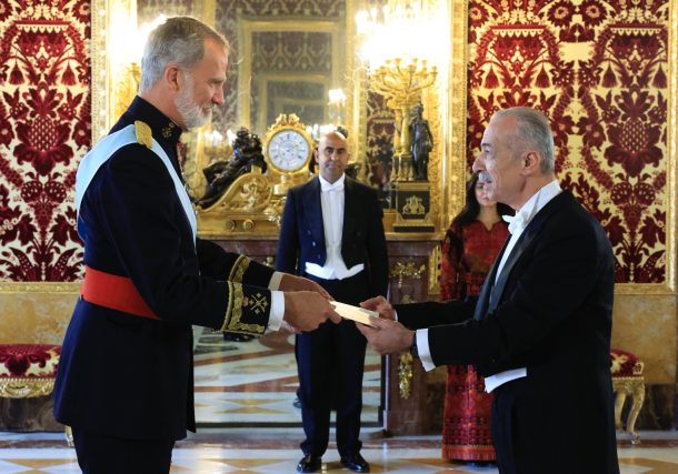 El embajador de Estado palestino, Abdel Wahed,