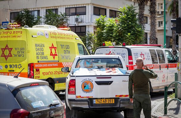 Radio Jai: Seis heridos, dos de ellos de gravedad, en un ataque terrorista con cuchillos en Hadera