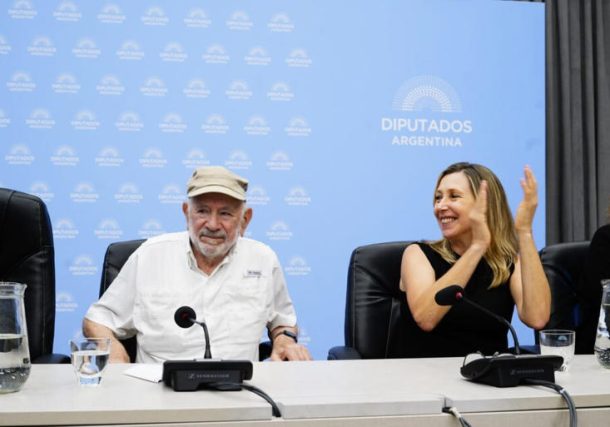 Radio Jai-El Frente de Izquierda realizó una audiencia pública para solidarizarse con Norman Briski