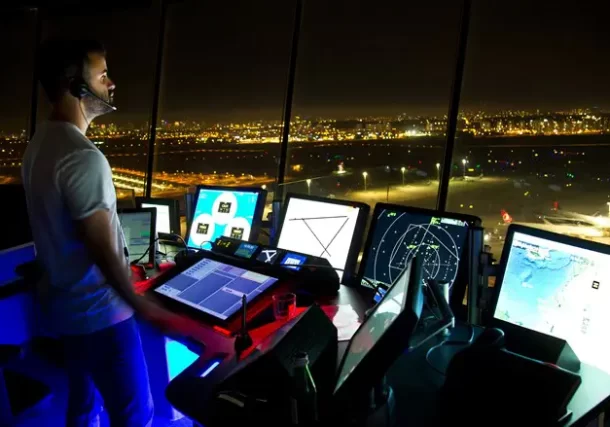 Radio Jai: A segundos del desastre: avión israelí despegó sin permiso y casi fue derribado