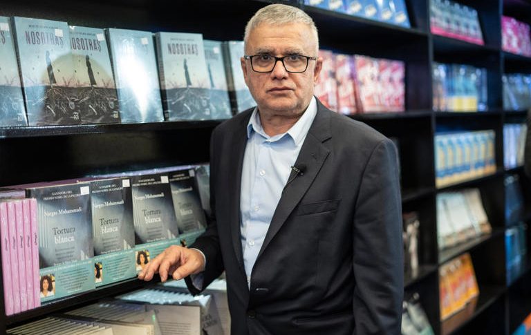 Radio Jai-Taghi Rahmani, periodista iraní: “Las personas tienen que ser libres para ser creativas”