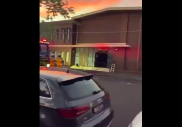Radio Jai:Una sinagoga de Melbourne sufre graves daños en un supuesto ataque incendiario antisemita