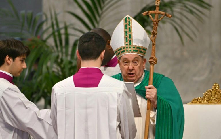 Radio Jai-El papa pide que el "horror" del Holocausto no sea ni olvidado ni negado