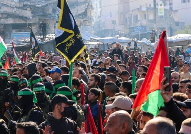 Radio Jai-El cínico mensaje de Hamás en la liberación de las soldados: de acá no nos vamos