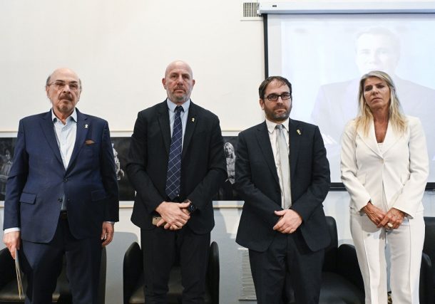 Radio Jai-Diez años sin Alberto Nisman (Z´L): Emotivo y masivo homenaje en la sede de la AMIA