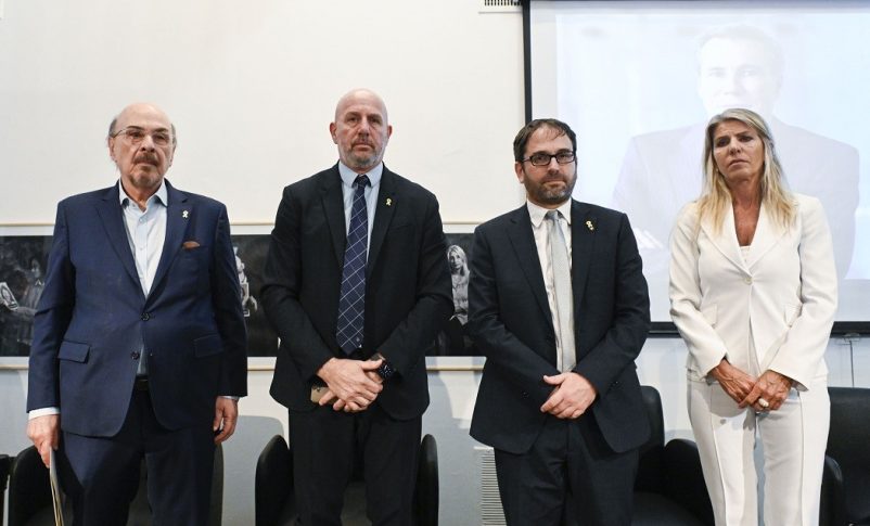Radio Jai-Diez años sin Alberto Nisman (Z´L): Emotivo y masivo homenaje en la sede de la AMIA