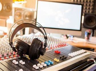 Radio Jai-La música como refugio: el rol de la radio pública israelí de música clásica en tiempos de crisis-Omer Frenkel
