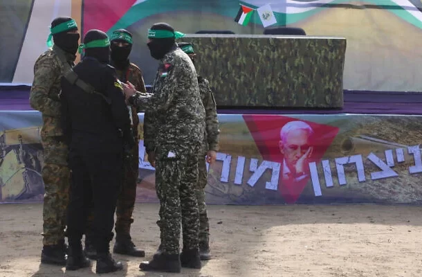Radio Jai.Hamas dice que liberará a los rehenes según lo planeado; la oficina del primer ministro implica que siguen existiendo lagunas en el acuerdo