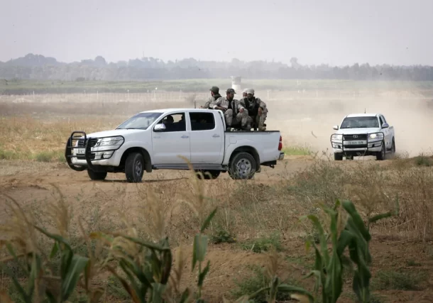 Radio Jai-Fuerzas israelíes destruyen camiones de Hamas vinculados a la masacre del 7 de octubre