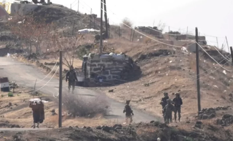 Radio Jai-Fuerzas israelíes operan a 13 km de la frontera en Daraa en Siria