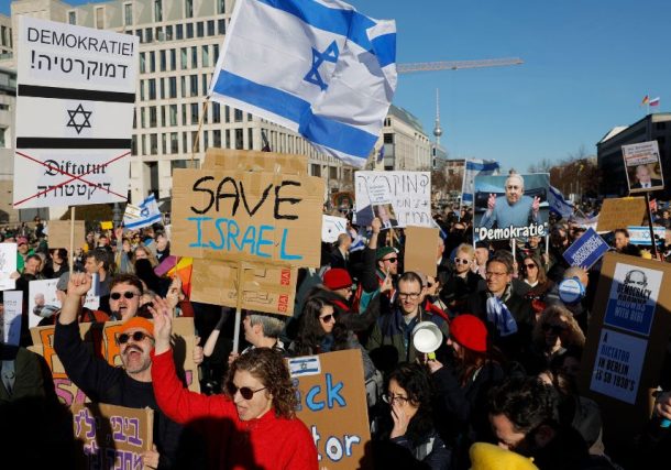 Radio Jai-Israel se aparta del modelo de democracias republicanas-Jonathan Meta