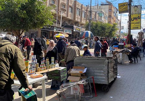 Radio Jai-Los precios se disparan en La Franja de Gaza entre el bloqueo israelí y los monopolios locales