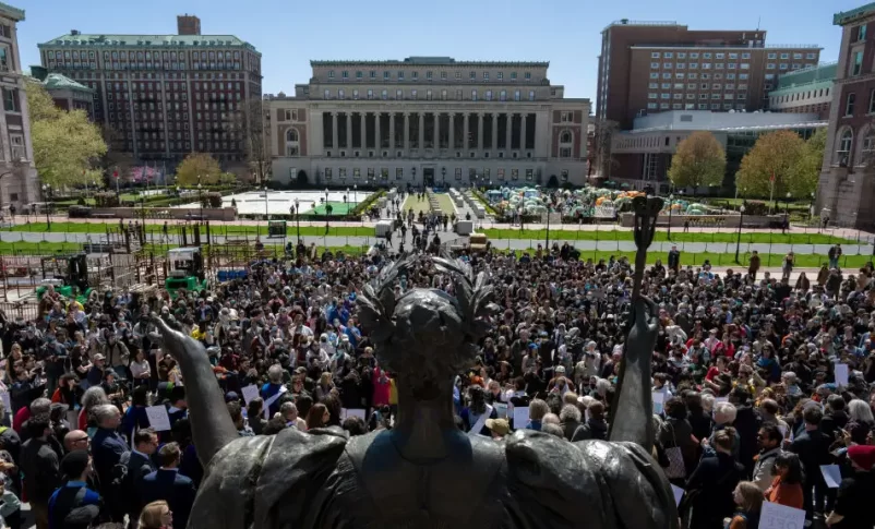 Radio Jai- El gobierno de EE.UU. revisará más de 5.000 millones de dólares en subvenciones federales a la Universidad de Columbia por acusaciones de antisemitismo