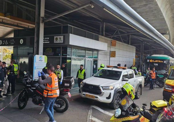 Radio Jai:Un muerto y 4 heridos en ataque con apuñalamiento en Haifa