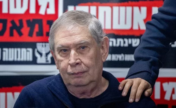 Radio Jai-Ex miembros del Mossad, paracaidistas y médicos se unen a la petición de un acuerdo de rehenes incluso si pone fin a la guerra