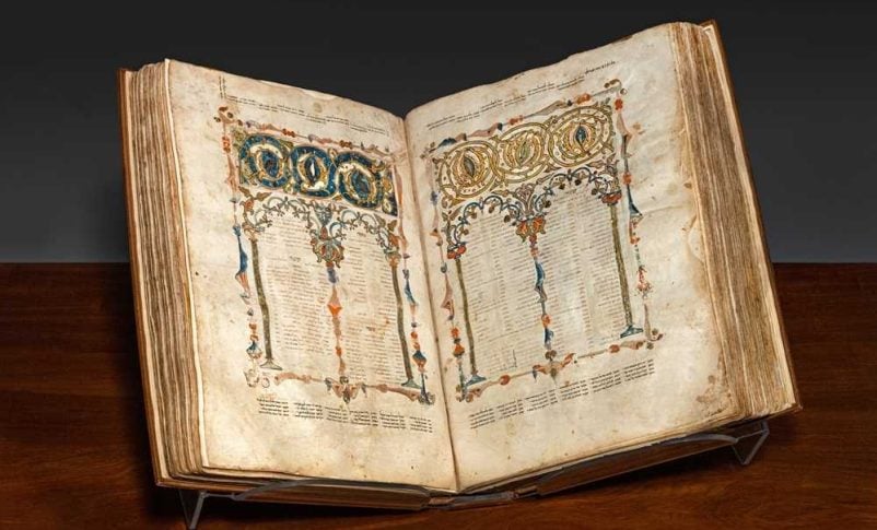 Radio Jai-La Biblioteca Nacional de Israel anuncia el regreso a "casa" de la antigua Biblia medieval