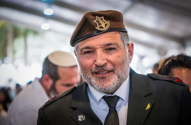 Radio Jai-Funcionarios del Shin Bet amenazaron con renunciar por la nominación de Zini como jefe de la agencia