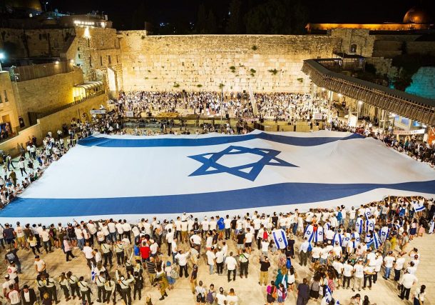 Radio Jai-Se esperan miles de personas en el Muro de los Lamentos para el Día de Jerusalén 5785