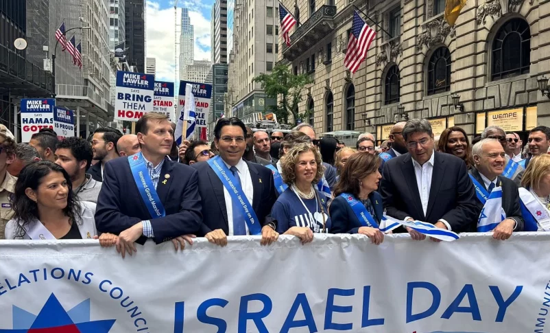 Radio Jai- "El pueblo de Israel no está solo": Miles de personas marchan en Israel y desfilan en Nueva York