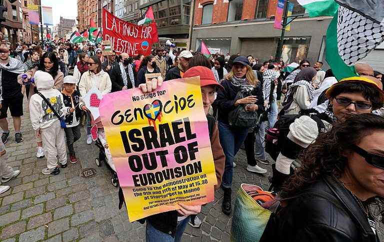 Radio Jai-Más de 70 exconcursantes de Eurovisión piden la exclusión de Israel del festival