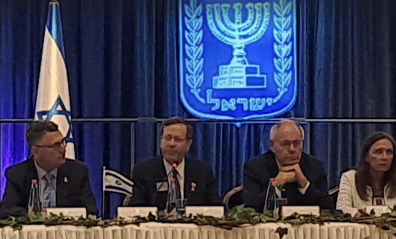Radio Jai-Israel y la IHRA hacen un llamamiento a la diáspora: luchen juntos con una voz fuerte