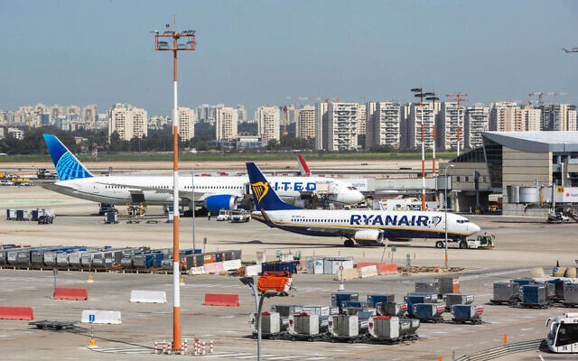 Radio Jai-El gigante de bajo coste Ryanair extiende la suspensión de vuelos a Tel Aviv hasta el 1 de agosto