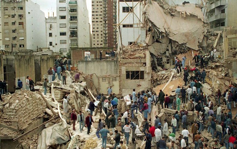 Radio Jai- Memoria Activa, en contra del juicio en ausencia por el atentado de la AMIA