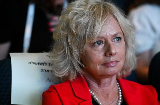 Radio Jai-El Likud se prepara para despedir a la fiscal general