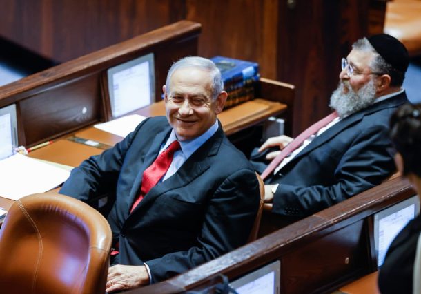 Radio Jai- Netanyahu evita disolución del gobierno y gana margen político mientras crece la tensión con Irán y Hamás - Marcelo Kisilevski
