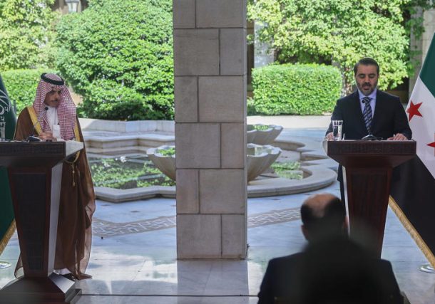 Radio Jai-Siria y Arabia Saudita acuerdan impulsar cooperación económica tras alivio de sanciones de Occidente