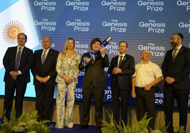 Radio Jai: El Presidente Javier Milei recibió el Premio Génesis en Jerusalén: "Am Israel Jai, ¡Viva la Libertad Carajo!"