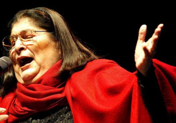Radio Jai-“Anoche canté frente a 50 mil personas en la plaza, y sentí que la tía Mercedes estaba ahí, mirando la luna tucumana" - Coqui Sosa