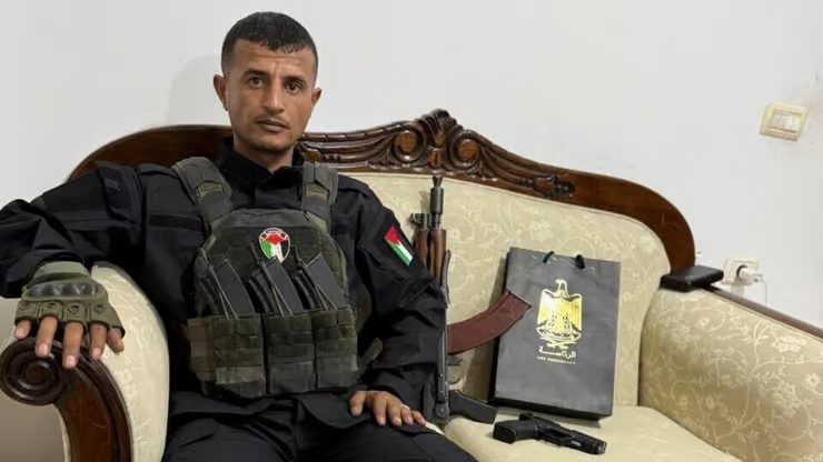 Radio jai:La Sala Conjunta de Facciones Palestinas denuncia: Yasser Abu Shabab y sus Fuerzas Populares traidores y colaboradores del ejército israelí.